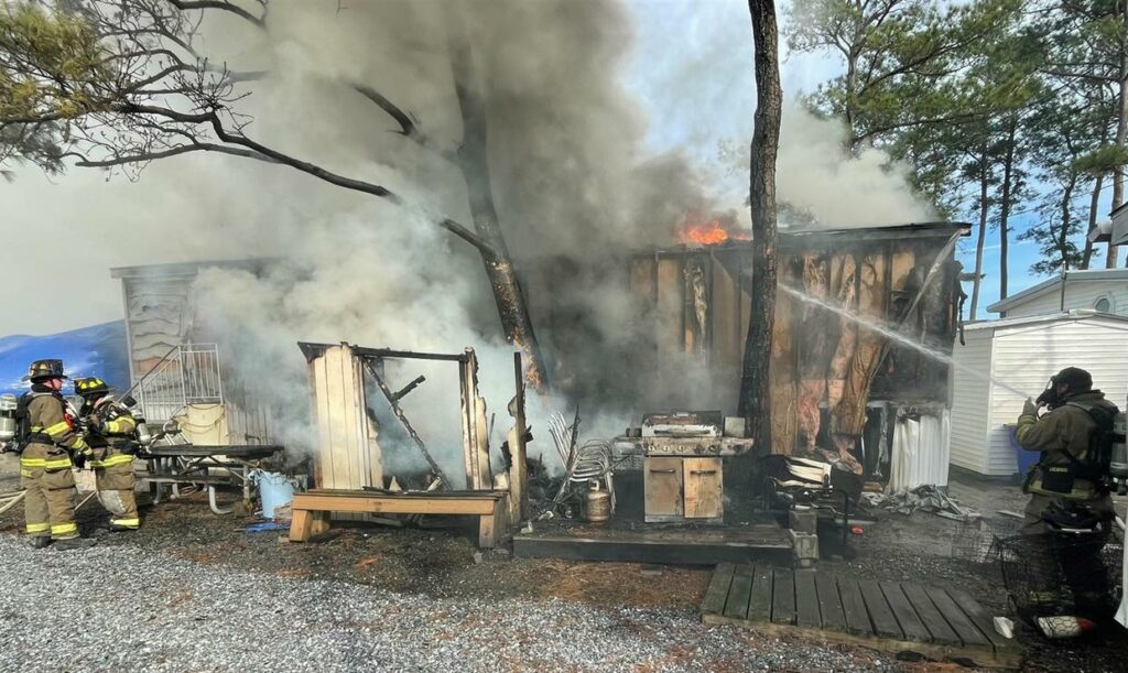 Oyster Rd Fire photo courtesy of Indian River Volunteer Fire Company