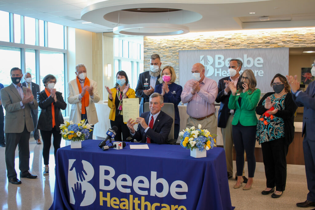 Living Donor Protection Act signed at Beebe Healthcare (photo courtesy of Delaware State Senate Republican Caucus)