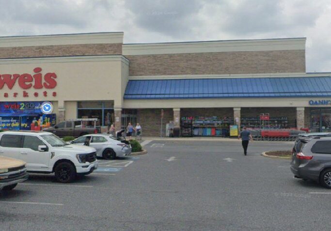 01-30-25 Lewes Fatal-Weis Mkt Pkg Lot