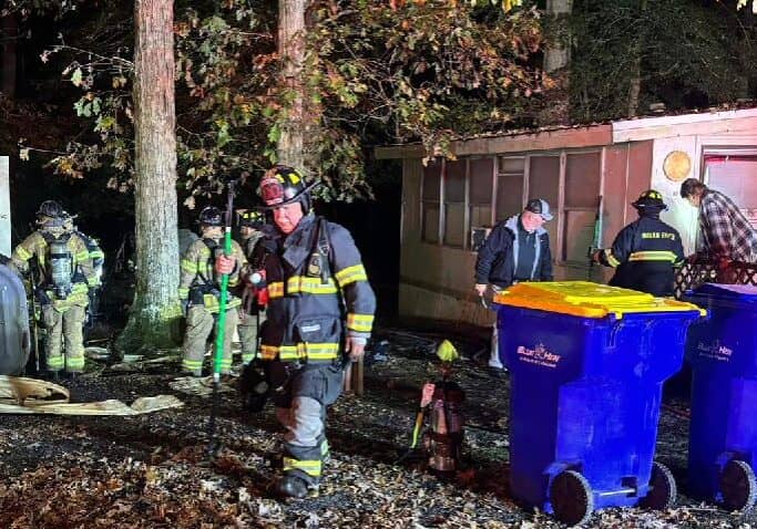 Brush & structure fire at Shawns Hidewaway-Long Neck / Image courtesy