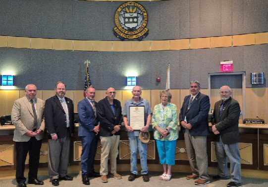 L-R: County Administrator Kevin Sipple, Commissioner Jeff Hall, Commissioner Paul Hertz, Museum Committee member Anthony (Tony) DePrima, Ph.D., Chairman of the Museum Committee
Tom Smith, Levy Court President Joanne Masten, Levy Court Vice President Robert Scott, and
Commissioner Jody Sweeney.