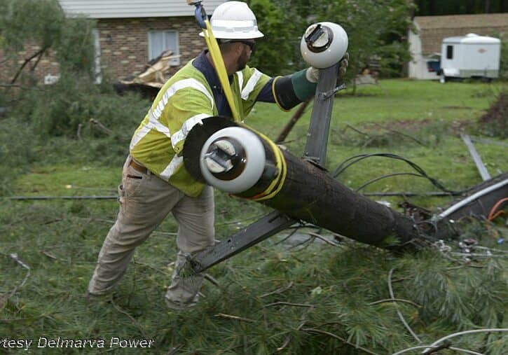 7-24-17 Delmarva Power crews working to clear possible tornado damage in Stevensville
