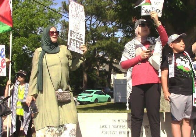 Free Palestine protesters gather outside St. Edmond's waiting for Joe Biden. Image courtesy WGMD/Alan Henney