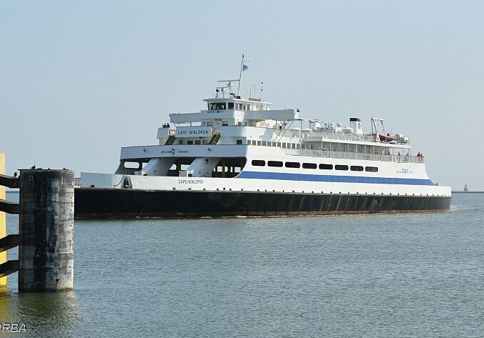 CM-L Ferry-MVCapeHenlopen 1