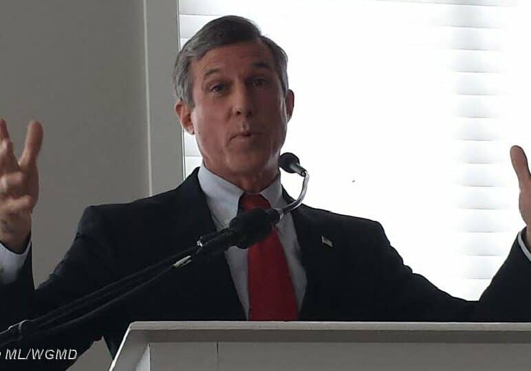 OLD  DE Gov JohnCarney-3