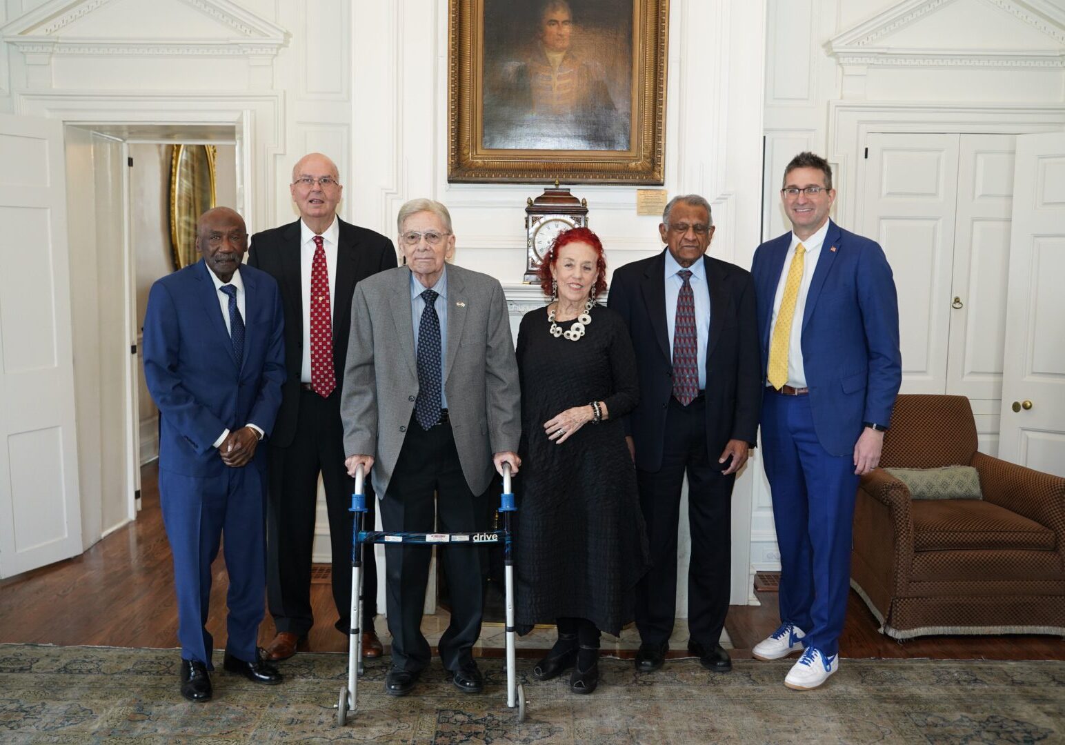 Recipients with Governor Photo-1