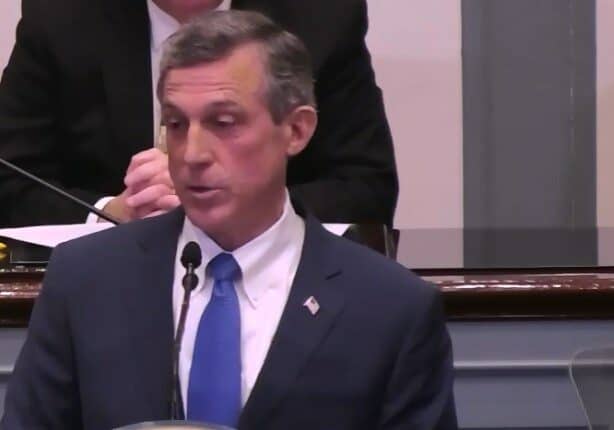 OLD  DE Gov John Carney - Leg Hall