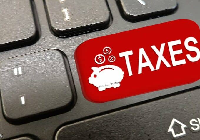 Taxes-ComputerKey