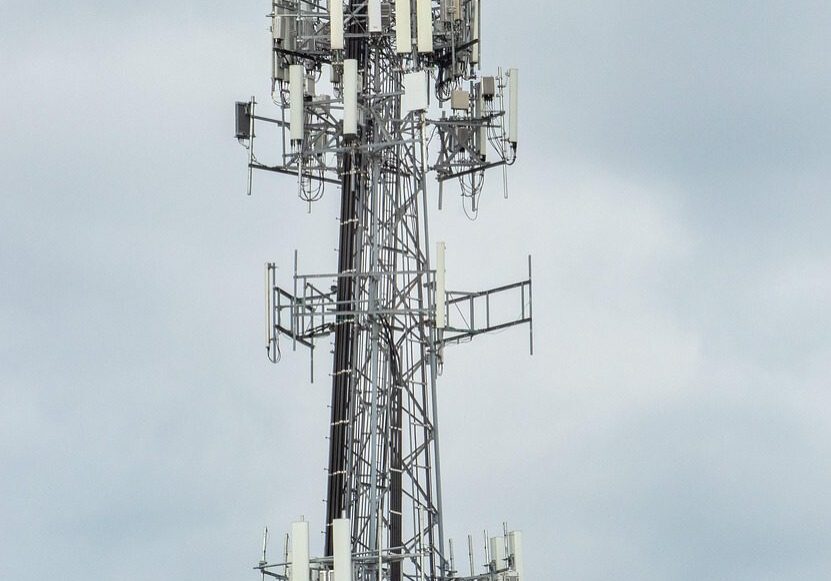 cell-tower-5216857_1280