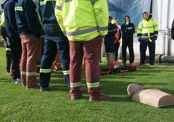 first-aid-training-6592367_640