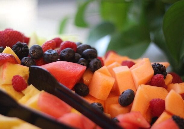 fruit-tray-2453150_640