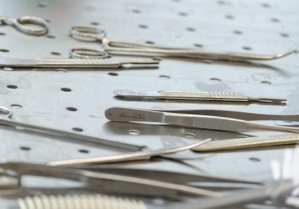prylarer-surgery-470743_640