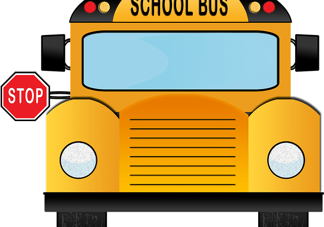 school-bus-1563493_640
