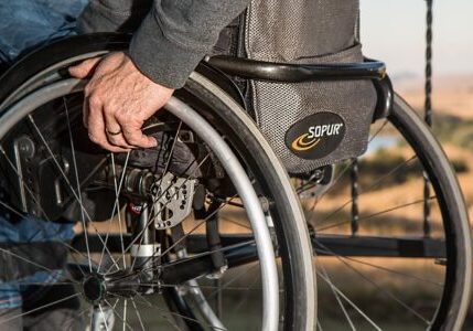 stevepb-wheelchair-749985_640